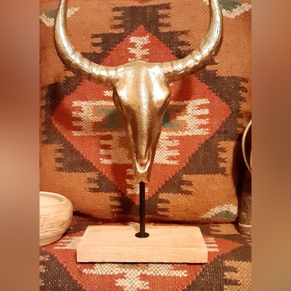 Southwestern Metallic Gold Cow Bull Skull Longhorn Sculpture Wood Metal Stand
